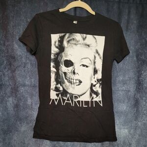✨️3/$25✨️ Next Level Apparel Black T-Shirt with Skull/Marilyn Monroe Print